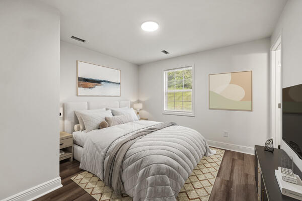 426 Cardwell Ave, Harrodsburg, KY 40330 - bedroom featuring baseboards and dark wood-style flooring