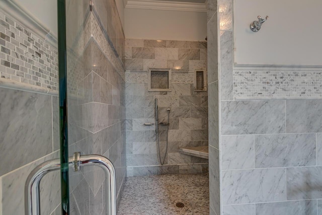 150 Old Woods Dr, Nicholasville, KY 40356 - bathroom featuring tiled shower and ornamental molding