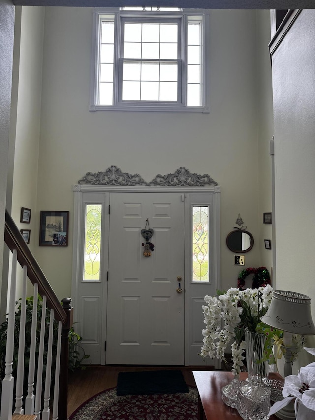 400 Natures Pointe Dr, Somerset, KY 42503 - foyer entrance featuring a high ceiling and wood finished floors