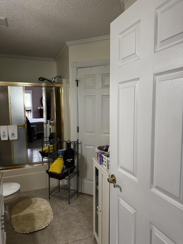 400 Natures Pointe Dr, Somerset, KY 42503 - bathroom with crown molding, toilet, tile patterned floors, and a textured ceiling