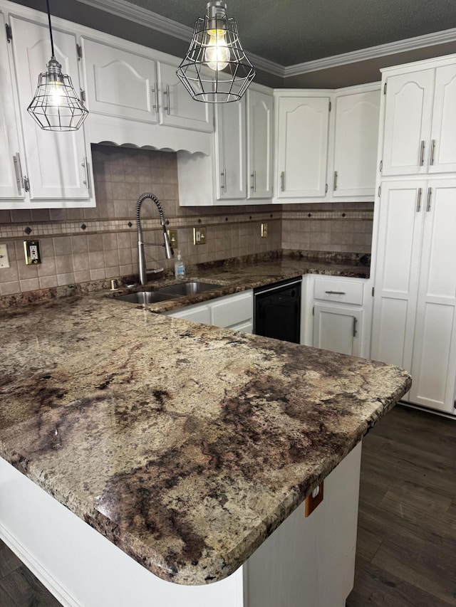 400 Natures Pointe Dr, Somerset, KY 42503 - kitchen with a peninsula, white cabinetry, dark wood finished floors, crown molding, and dishwasher