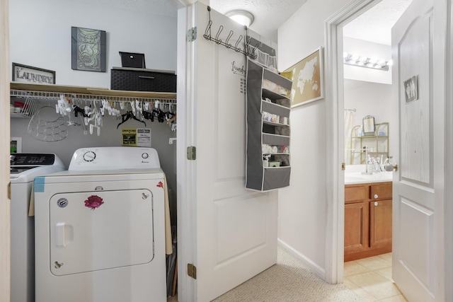 3065 Caddis Ln, Lexington, KY 40511 - laundry room with washer and dryer