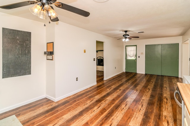 1102 Iroquois Dr, Mt Sterling, KY 40353 - entrance foyer with ceiling fan, wood finished floors, and baseboards