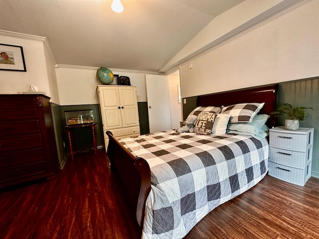 199 Langnau Rd, London, KY 40741 - bedroom with dark wood-style floors, lofted ceiling, and ornamental molding