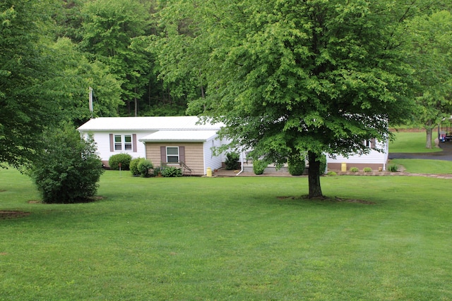 199 Langnau Rd, London, KY 40741 - view of front of property featuring a front lawn