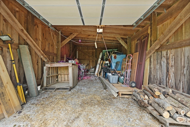 571 Whitlock Rd, Richmond, KY 40475 - miscellaneous room featuring vaulted ceiling