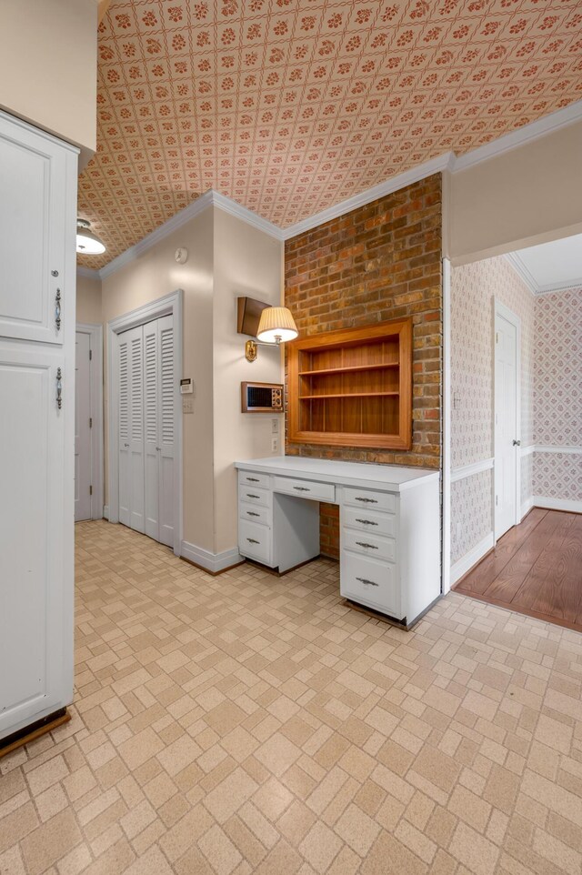 1373 Delong Cir, Lexington, KY 40515 - kitchen featuring crown molding, baseboards, white cabinetry, and light countertops