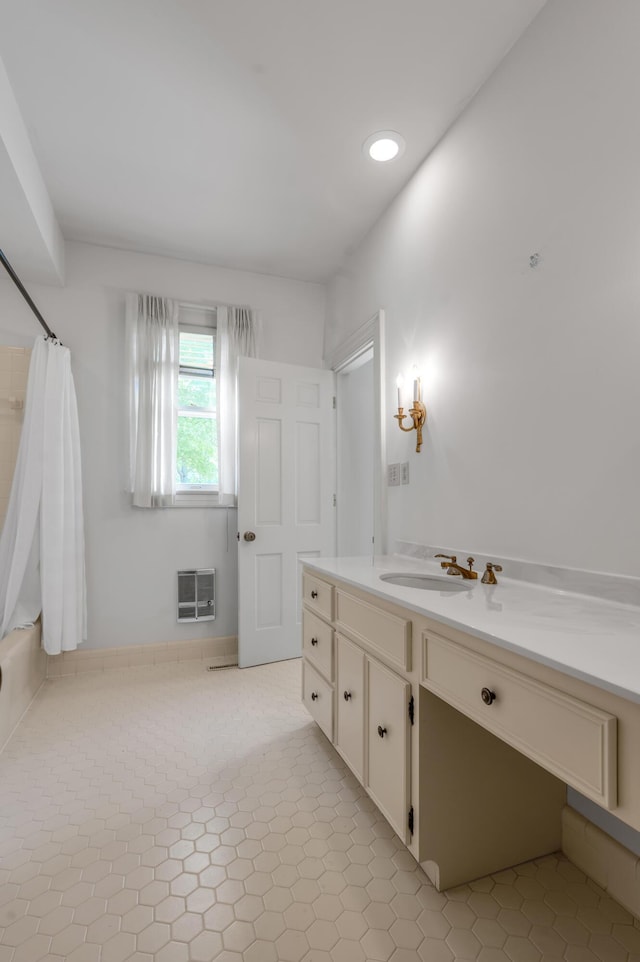 1373 Delong Cir, Lexington, KY 40515 - full bath with vanity, shower / bath combo with shower curtain, and heating unit