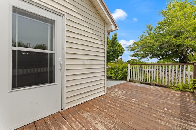 3131 Lily Rd, London, KY 40744 - view of wooden deck