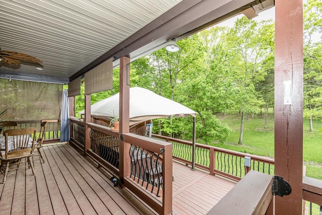 1220 Fox Wood Rd, Frankfort, KY 40601 - wooden deck with a lawn and ceiling fan