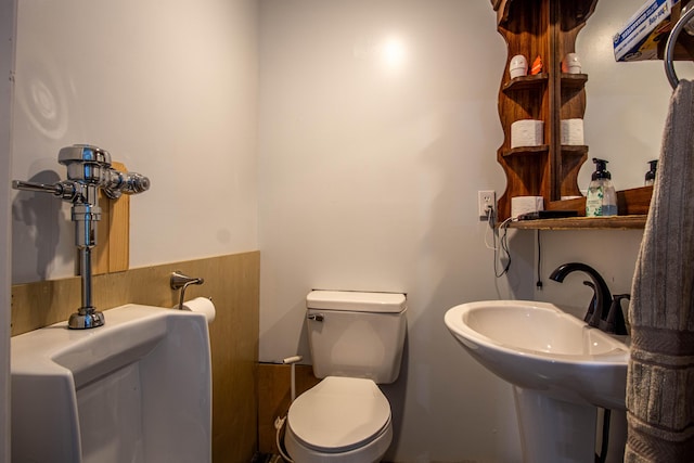227 Callihan Rd, East Bernstadt, KY 40729 - half bathroom featuring toilet and a sink
