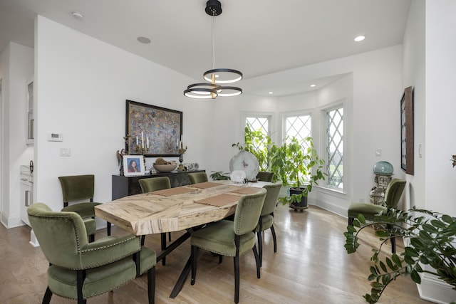 1782 W Leestown Rd, Midway, KY 40347 - dining room with a chandelier, light wood-style floors, baseboards, and recessed lighting