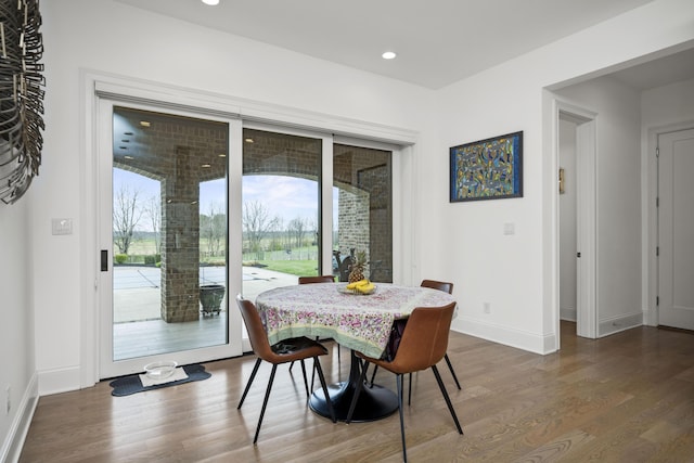 1782 W Leestown Rd, Midway, KY 40347 - dining area with wood finished floors, baseboards, and recessed lighting