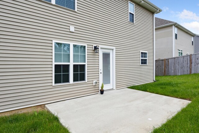 140 Peaceful Lndg, Georgetown, KY 40324 - rear view of property featuring a patio