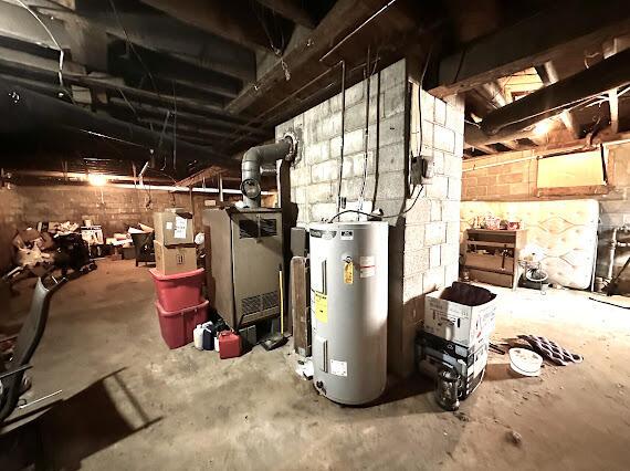 4216 N Ky 11, Cannon, KY 40923 - utilities with water heater