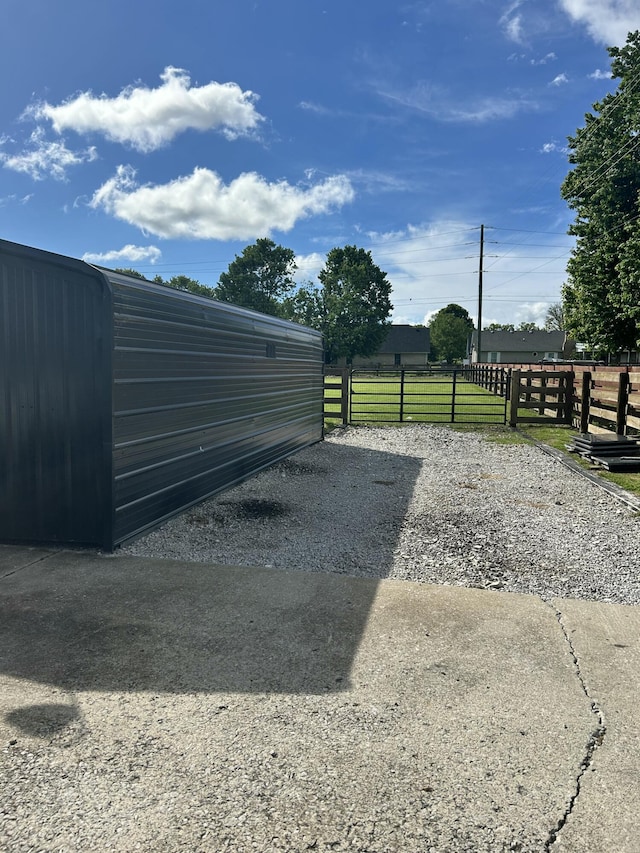296 Ferry Rd, Somerset, KY 42503 - view of vehicle parking with fence