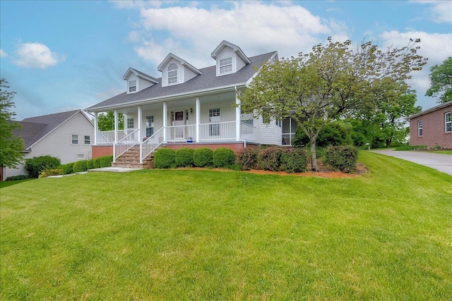 835 Isaac Shelby Cir, Frankfort, KY 40601 - cape cod home with covered porch and a front lawn