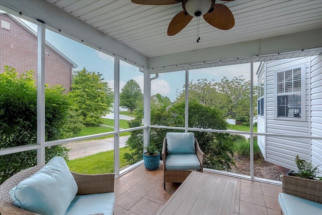 835 Isaac Shelby Cir, Frankfort, KY 40601 - sunroom with a ceiling fan
