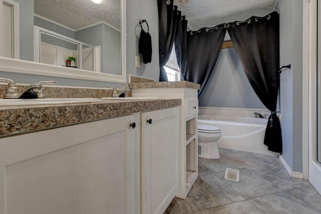 619 Routt Rd, Wallingford, KY 41093 - full bath featuring a textured ceiling, a stall shower, vanity, toilet, and a garden tub