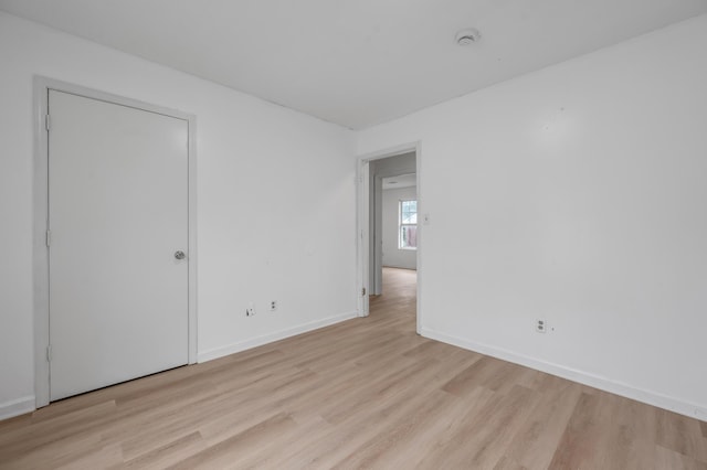 529 Joel St, Lexington, KY 40508 - spare room featuring wood finished floors and baseboards