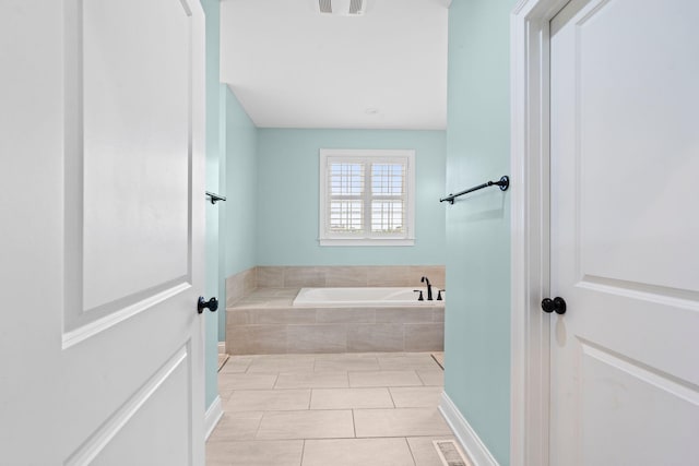 6031 Old S Dr, Richmond, KY 40475 - full bathroom featuring a garden tub