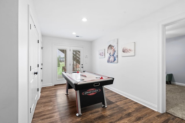 6031 Old S Dr, Richmond, KY 40475 - rec room featuring recessed lighting, baseboards, and dark wood finished floors
