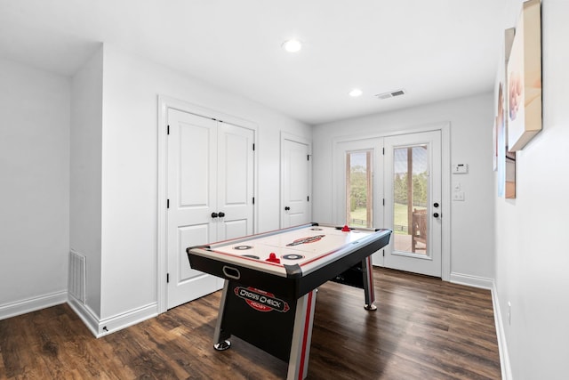 6031 Old S Dr, Richmond, KY 40475 - game room featuring baseboards, dark wood-type flooring, and recessed lighting