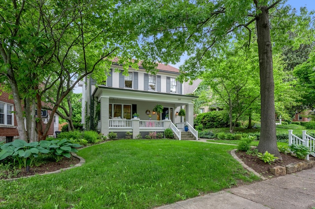 269 S Hanover Ave, Lexington, KY 40502 - american foursquare style home featuring covered porch and a front yard