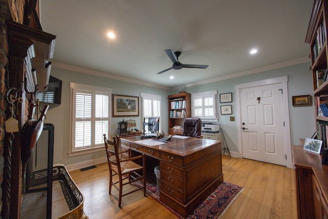 215 Bradley Ln, Lexington, KY 40511 - office area with ceiling fan, light wood-type flooring, baseboards, crown molding, and recessed lighting