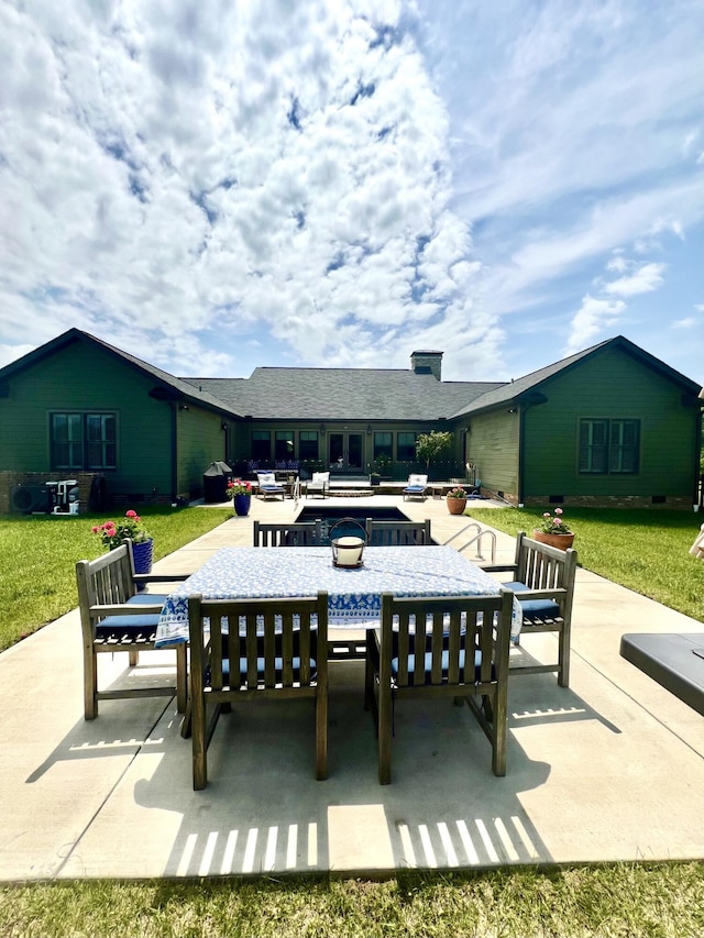 215 Bradley Ln, Lexington, KY 40511 - view of patio / terrace with outdoor dining area