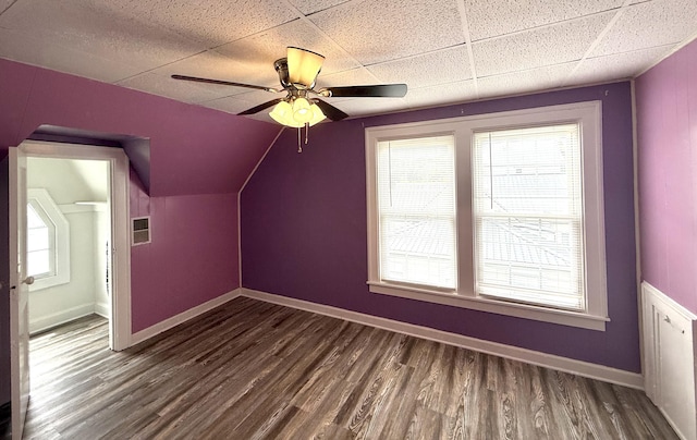605 Prospect St, Berea, KY 40403 - additional living space featuring dark wood finished floors, plenty of natural light, a ceiling fan, baseboards, and vaulted ceiling