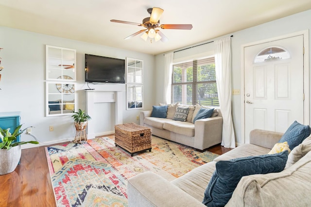 35 Prewitt Place Dr, Somerset, KY 42503 - living area with a ceiling fan, wood finished floors, and baseboards