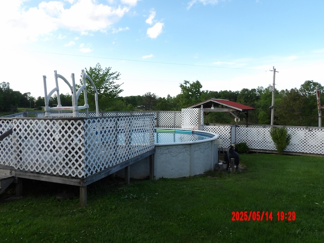 157 Deskins Ln, Frenchburg, KY 40322 - view of pool