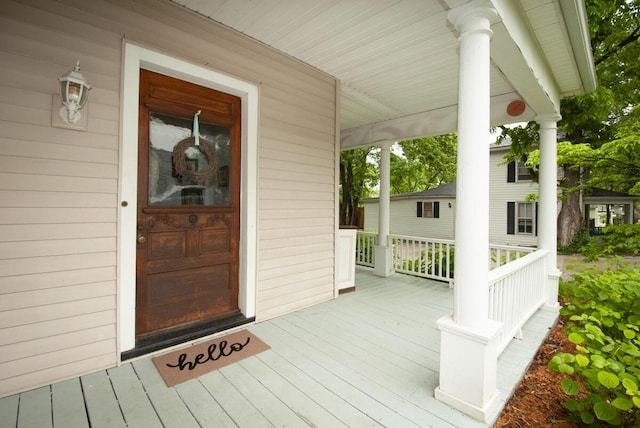 204 S Walnut St, Wilmore, KY 40390 - view of exterior entry featuring covered porch