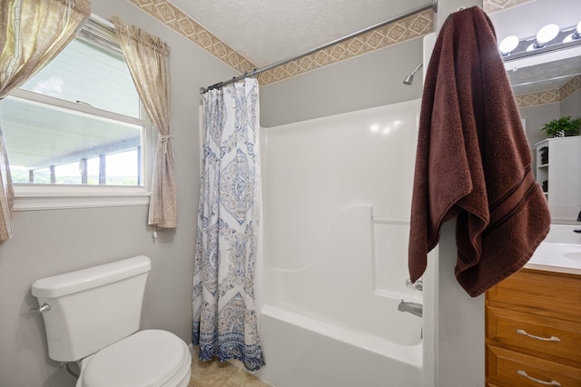 209 Brook Dr, Jeffersonville, KY 40337 - full bathroom with toilet, shower / tub combo with curtain, a textured ceiling, and vanity
