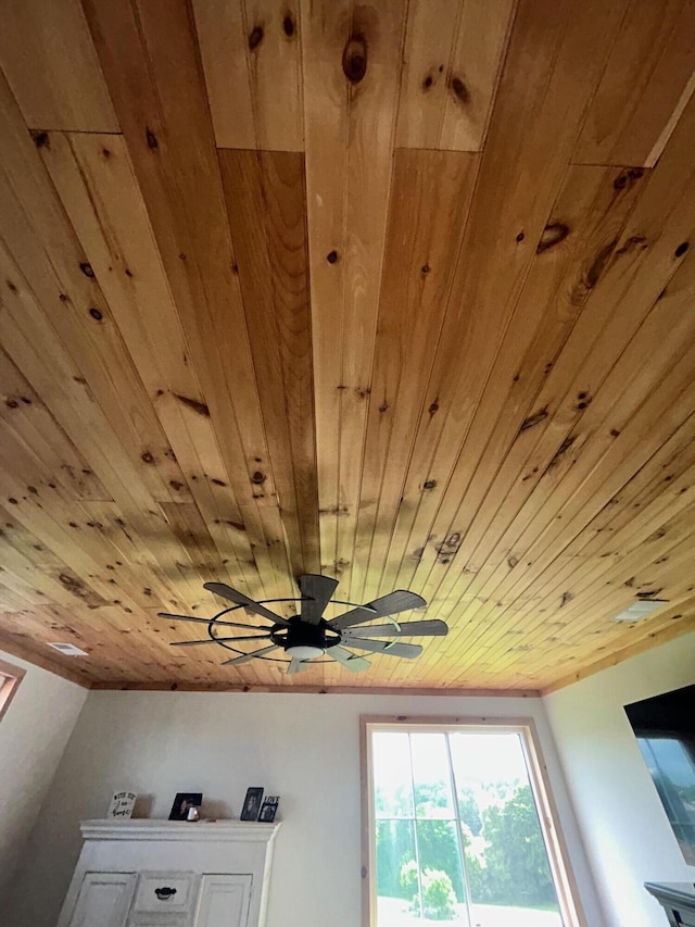 61 Cumberland Cv, Nancy, KY 42544 - detailed view of wood ceiling and a ceiling fan