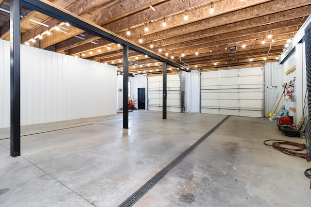61 Cumberland Cv, Nancy, KY 42544 - view of garage