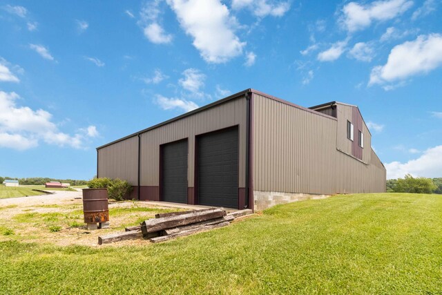 61 Cumberland Cv, Nancy, KY 42544 - view of pole building with a yard