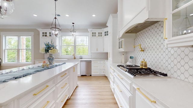 840 A T Dean Rd, Harrodsburg, KY 40330 - kitchen with appliances with stainless steel finishes, a sink, tasteful backsplash, white cabinets, and recessed lighting