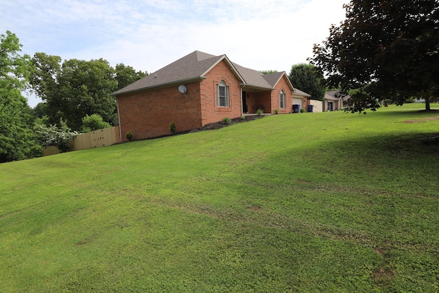 71 View Point Dr, Somerset, KY 42503 - view of side of home with brick siding