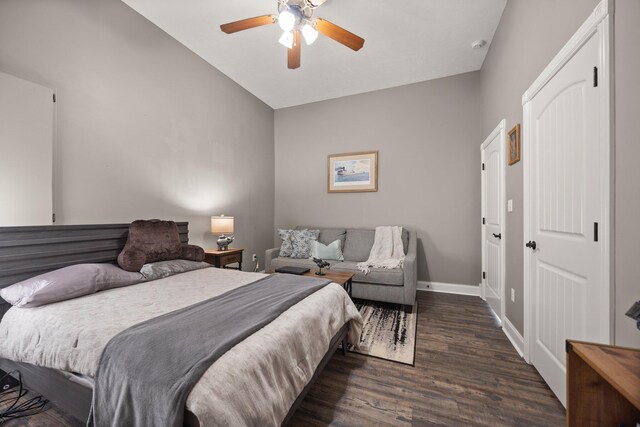 43 Enclave Dr, Somerset, KY 42503 - bedroom featuring wood finished floors, vaulted ceiling, baseboards, and ceiling fan
