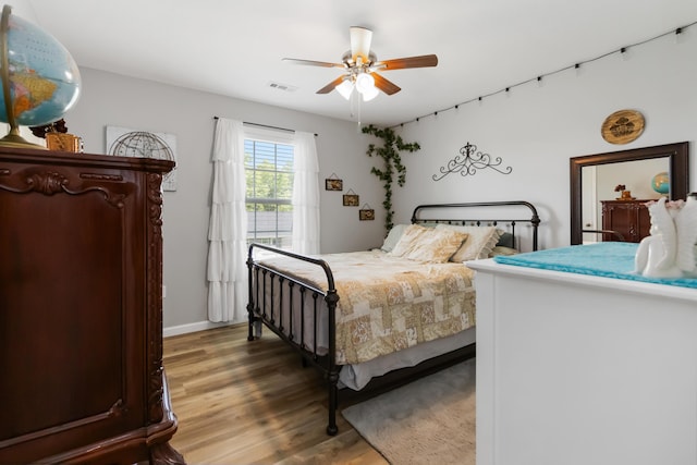 350 Misty Dr, Somerset, KY 42503 - bedroom featuring light wood finished floors, ceiling fan, and baseboards