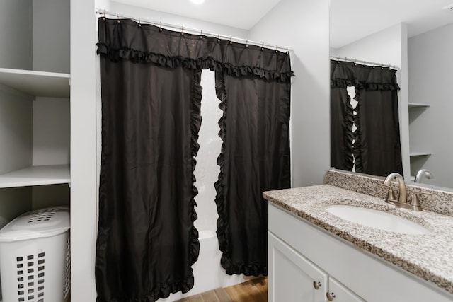 350 Misty Dr, Somerset, KY 42503 - full bath featuring vanity