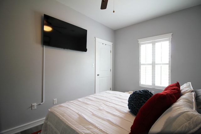 156 Kaydons Way, Somerset, KY 42503 - bedroom featuring wood finished floors and a ceiling fan