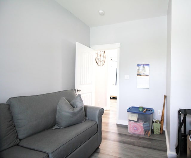 156 Kaydons Way, Somerset, KY 42503 - living room with wood finished floors and baseboards