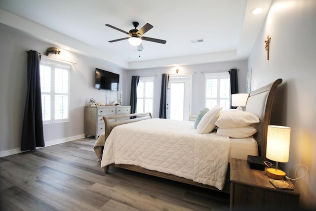 156 Kaydons Way, Somerset, KY 42503 - bedroom with baseboards, wood finished floors, ceiling fan, and recessed lighting