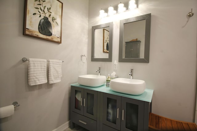 156 Kaydons Way, Somerset, KY 42503 - full bath featuring double vanity and baseboards
