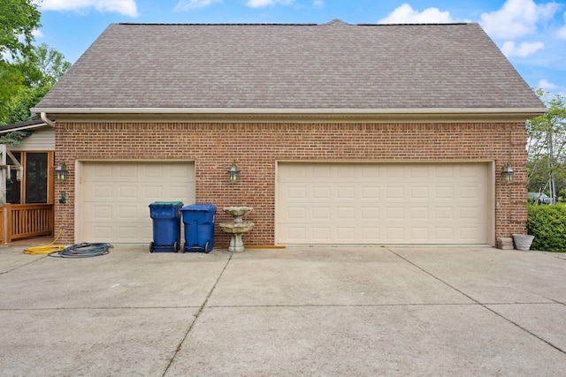 187 Woodside Dr, Somerset, KY 42503 - garage featuring driveway