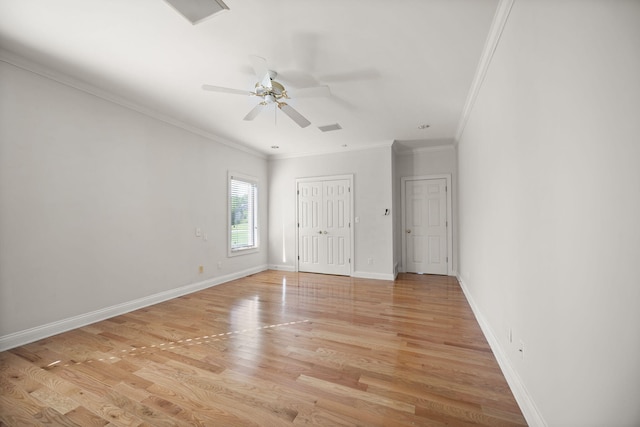 187 Woodside Dr, Somerset, KY 42503 - unfurnished bedroom featuring ornamental molding, light wood-style flooring, baseboards, a ceiling fan, and a closet