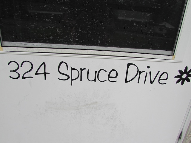 324 Spruce Dr, Frankfort, KY 40601 - detailed view